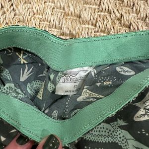 Patagonia Baggies Shorts (3T)